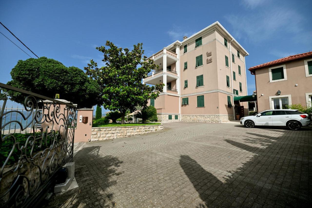 Villa Hresc I ซาดาร์ ภายนอก รูปภาพ